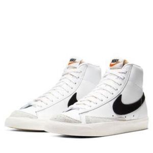 Women’s Nike Blazers✨SOLD✨